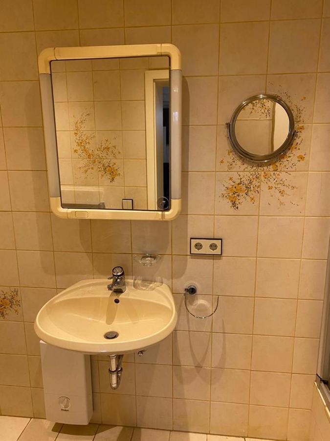 Nahe An Der City Fuer Monteure Und Fuer Urlauber Pforzheim Bagian luar foto